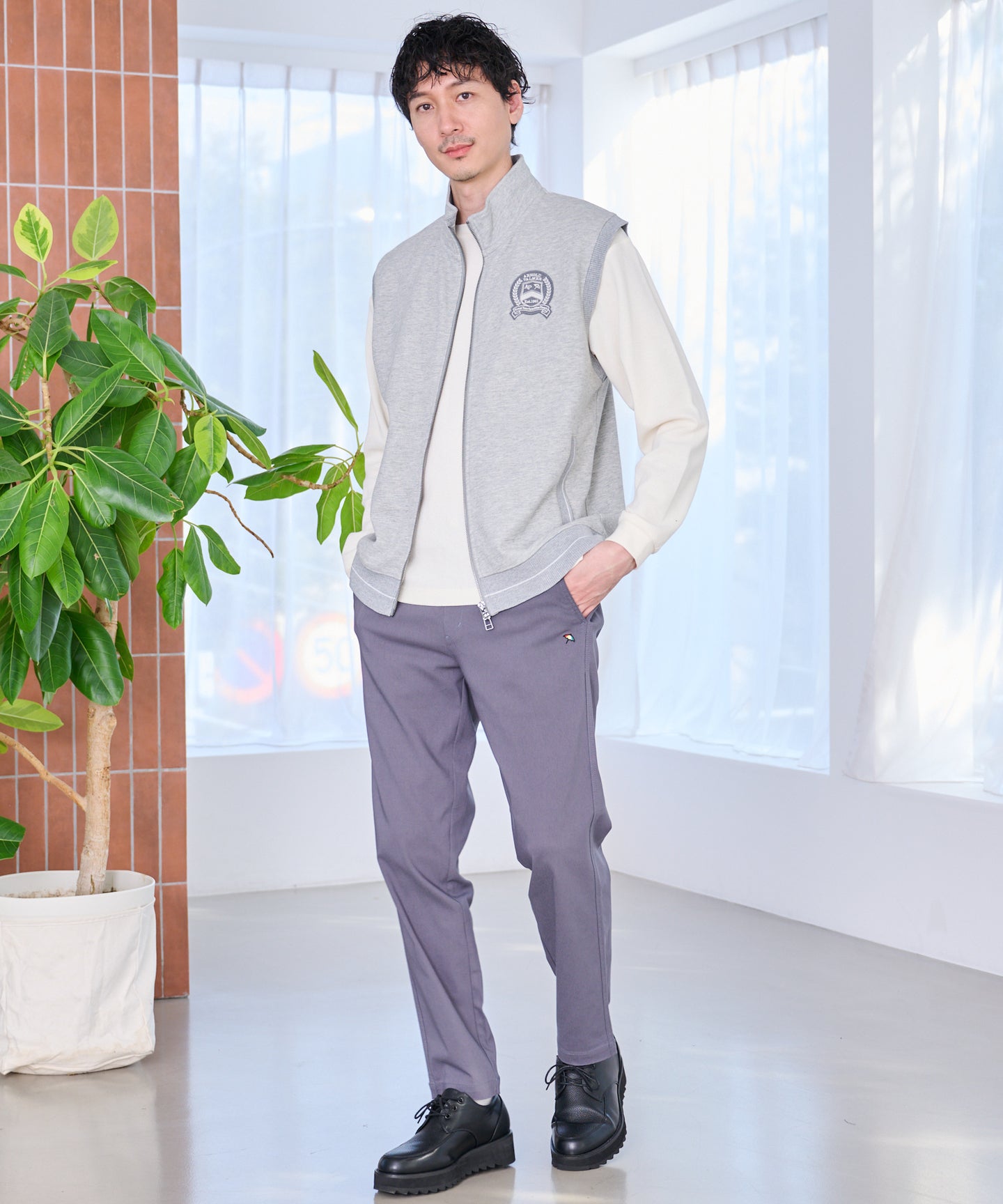 Arnold Palmer サカリバ スタンドフルジップベスト